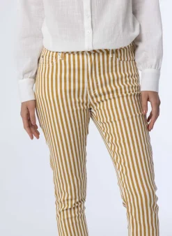 E Broek Met Strepen