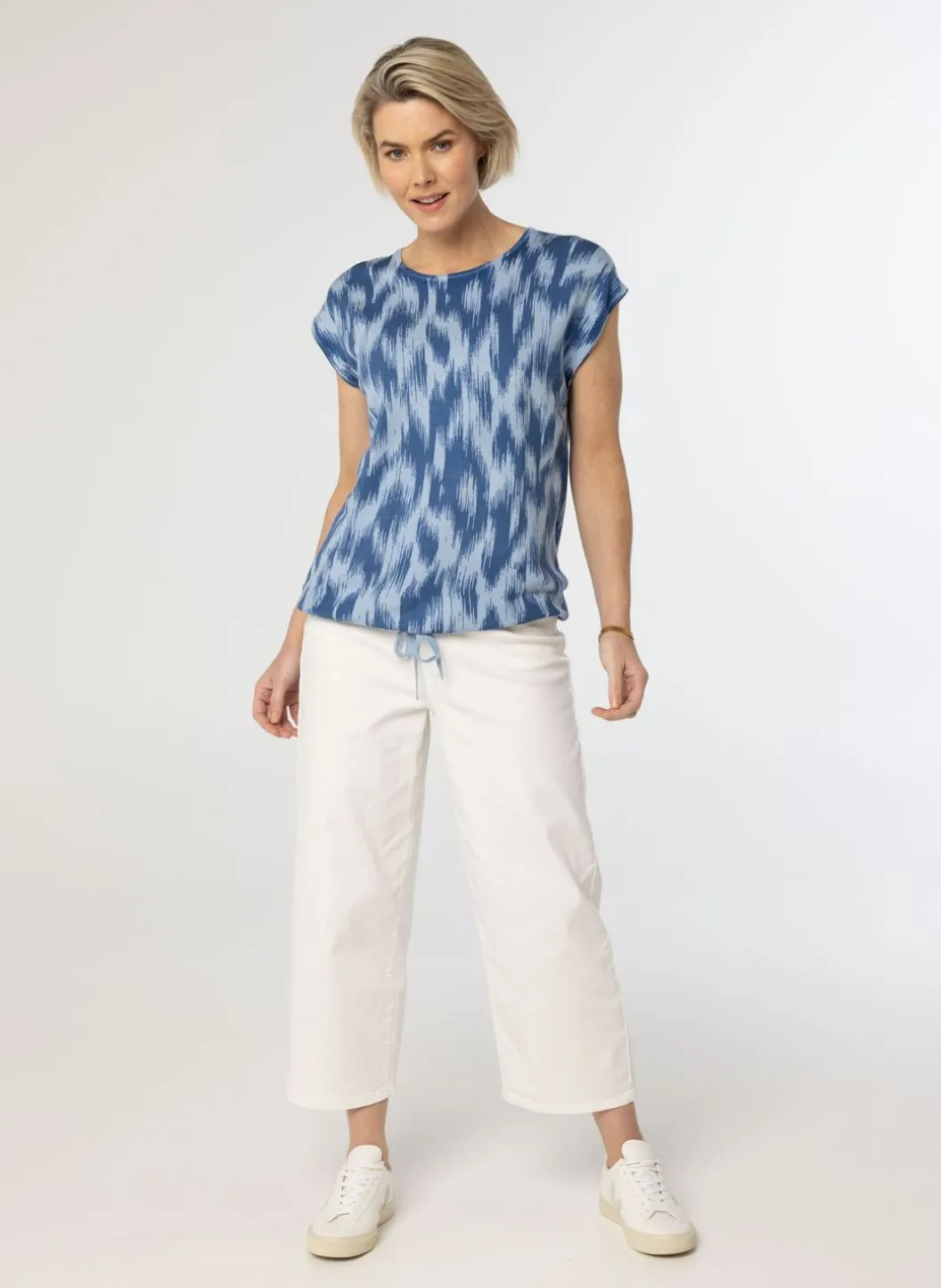 E Trui Met Trekkoord